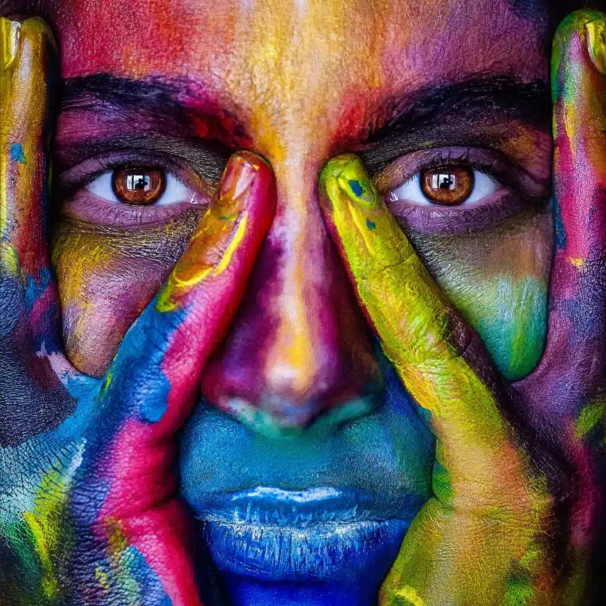 visage coloré