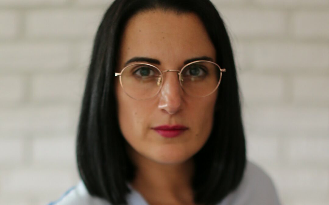Delphine PEYROUX